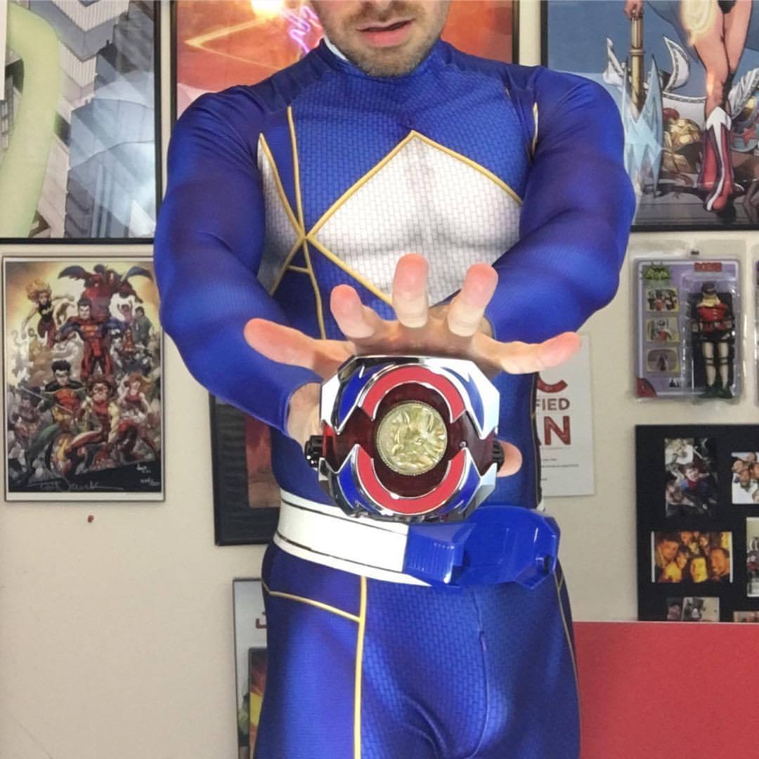 thosetights: lycrawood:  gaycomicgeek:  It’s Power Ranger time baby! www.patreon.con/gaycomicgeek