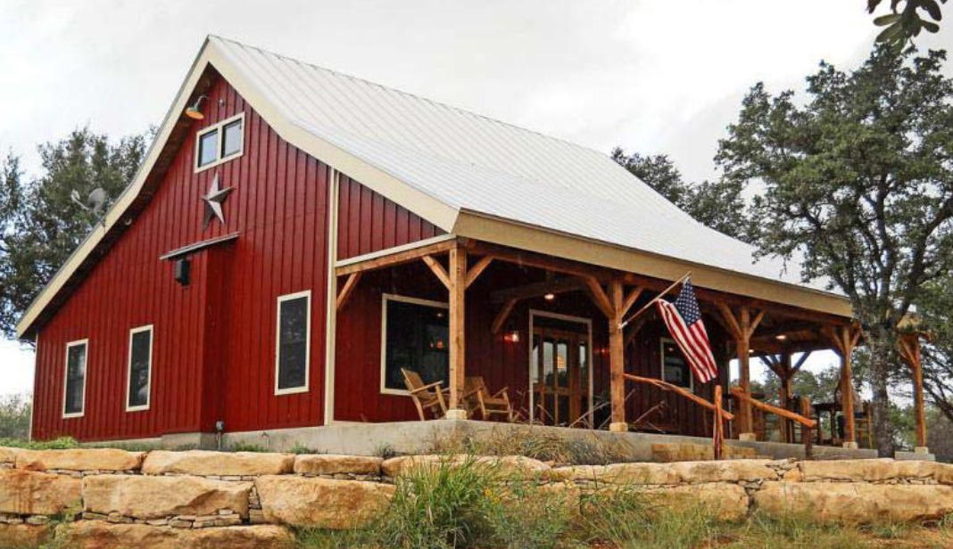 jollydiamond:  swoldieroffortune:  Pole barn homes. The more I think about it the