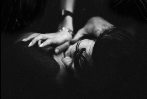 enpointe-enlair:  blackshivers: © Tina Kazakhishvili 