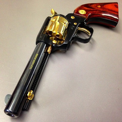 gunsdaily:  B@illmanneredgunrunner707 Colt Frontline Scout .22lr Niner Miner. #colt #niner #22lr #revolver #handgun #firearm #gun #guns #gunporn #gunsdaily #guncontrol #igmilitia #nra #freedom #merica #secondamendment #art #righttobeararms #2a #molonlabe