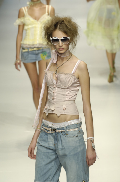 skulsakz:  d&g spring 2006