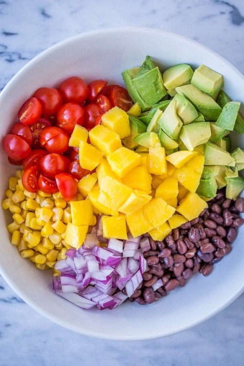 tinykitchenvegan: Black Bean Salad with Mango and Avocado