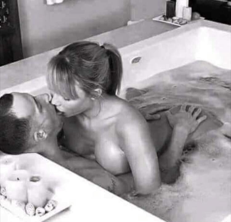my-pleasure-at-his-pleasure:  come-seta:  ᶫಌᵛᵉ   Bucket list..