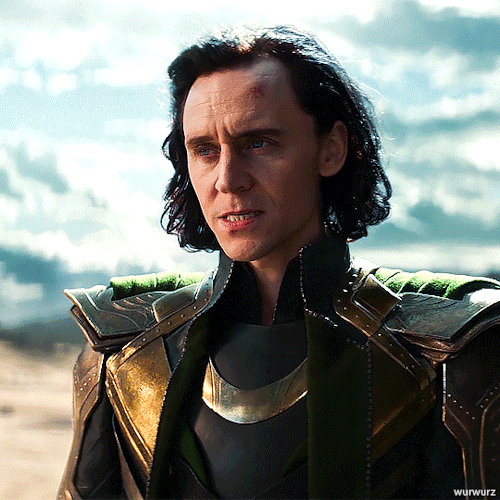 Tom Hiddleston - Loki / Loki Series (Episode 1).