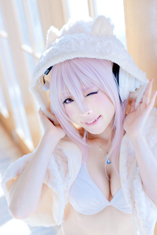 cwy: o36su9an0: 【三次】可愛い女の子コスプレイヤーのちょいエロ画像 【3次元】三次エロ画像 ift.tt/HoJK63