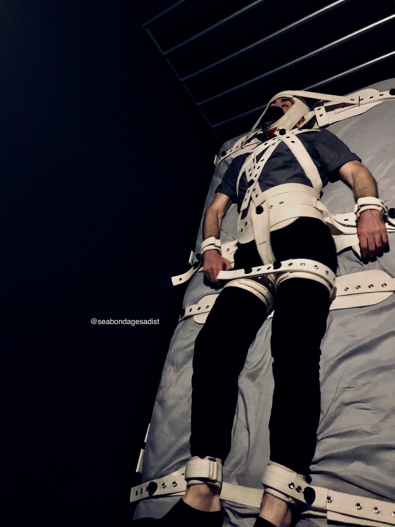 wrappedtightsr: seabondagesadist:  Yet more fun with my beloved Segufix…  This