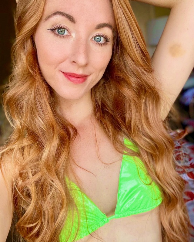 awesomeredhds02:gingersonly93😍❤️ @redheadwithabedhead Follow us: @gingersonly93Models: DM to be featured#ginger #redhead #gingerhair #redheads#gingergirls #redheaded #redheadedbeauty #redheadgirls #beauty#redheadsdoitbetter #redhairdontcare