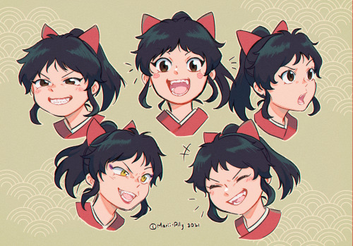marii-pily:Practicing expressions of a fanged father and daughter.