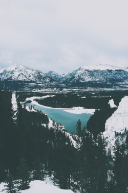 avenuesofinspiration:  Explore With Me 🗻 | Source © | AOI  