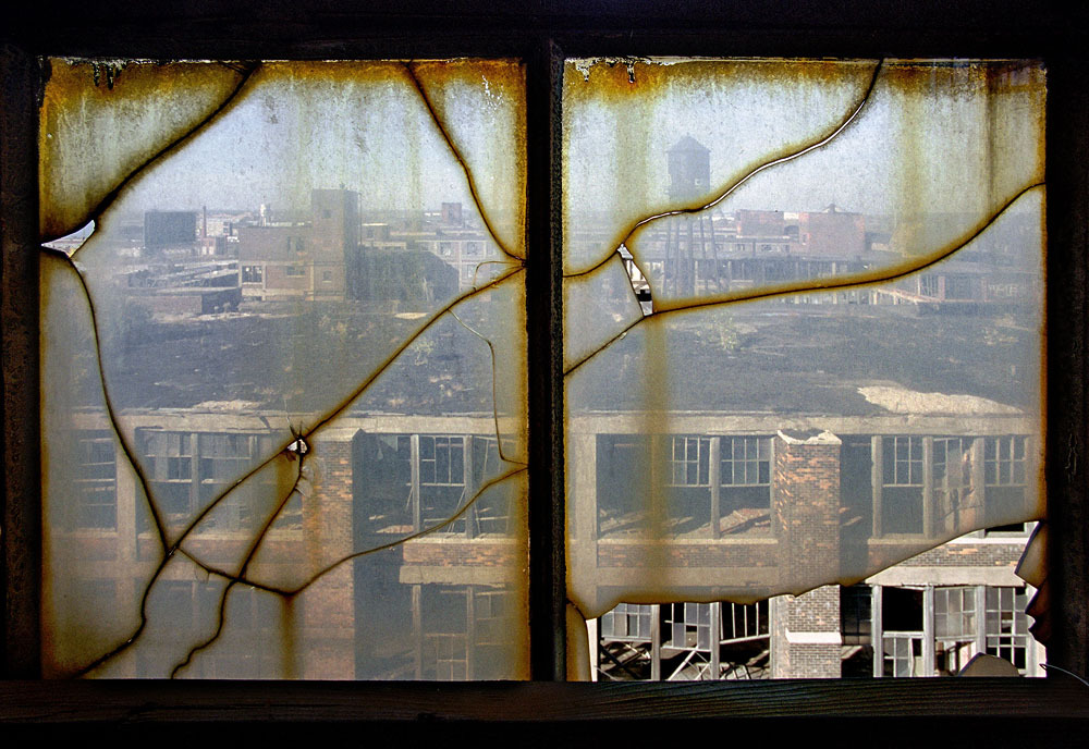 dystopiaherenow:  Some abandoned places art by Yves Marchand &amp; Romain Meffre.