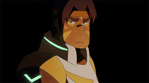 quiznakingkrolia: AU in which Hunk gains the Mark of the Chosen, his marks bearing a striking simila