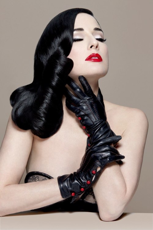 thelingerieaddict:  antipahtico:  Dita Von Teese   Her new glove collection.