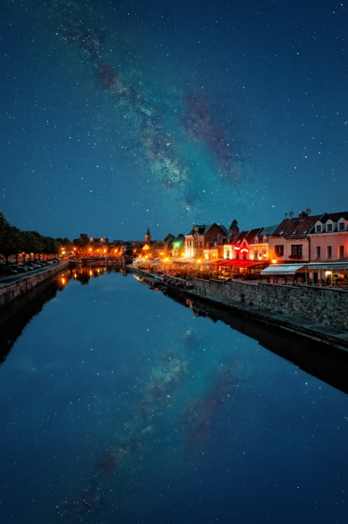 allthingseurope:Amiens, France (by  David.Keochkerian )