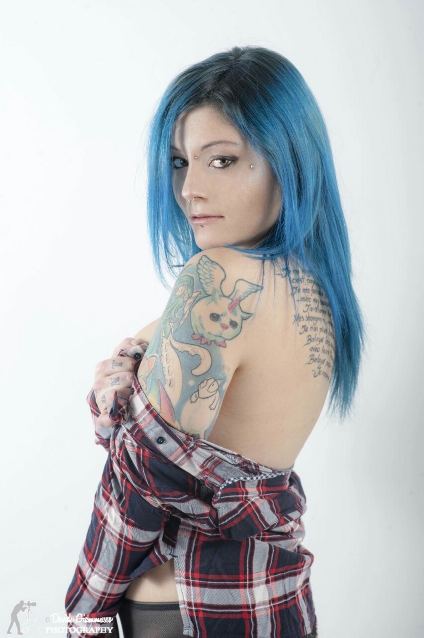 altmodelgirlcrush:  Model: Tabata Suicide @tabatasuicide