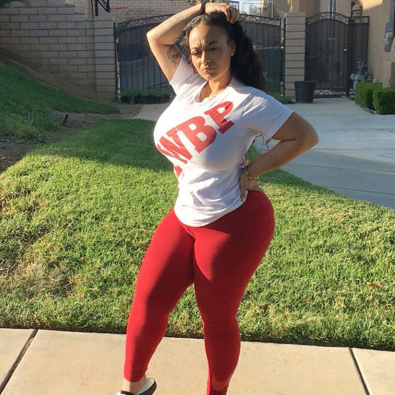 thiqdivaz-2:  Brooke Westbrooks 💋