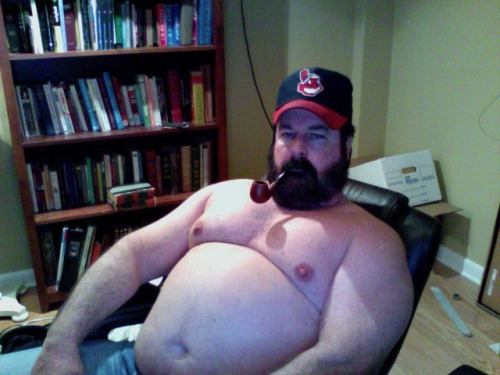 bearchaser: cwboytop: self pics - cwboytop cowboy,rednecks, truckers, boots, cigars, men! cwb