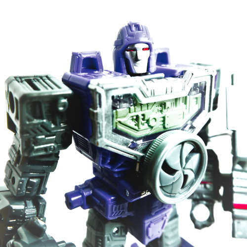 Megatron. Refraktor. Brunt. 