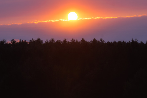 Sunrise - Algonquin Provincial Park - Ontario, Canadawww.instagram.com/calebestphotography