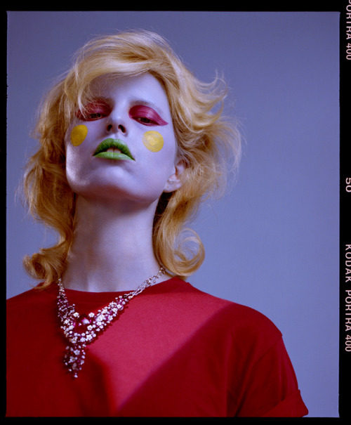 Beauty editorial, Vogue CsPhotos by Matthieu Delbreuve