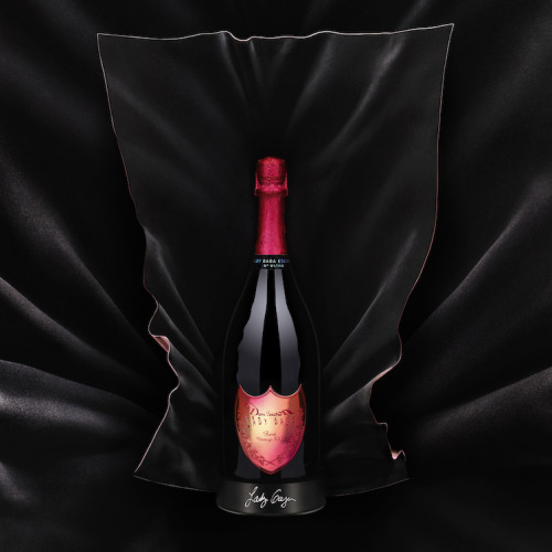 MAGNETICA: the Dom Pèrignon’s Limited Edition bottle designed and signed by Lady Gaga