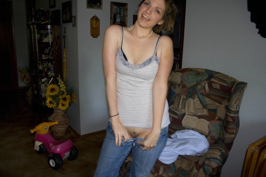 girlsgoingcommando3:At home pussy 