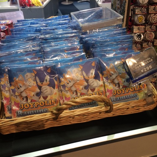 ismyneli:  hardclear:  SEGA Joypolis - Gift Shop  I wanna be, where the hedgehogs are… I wanna see… I wanna see them fasting 