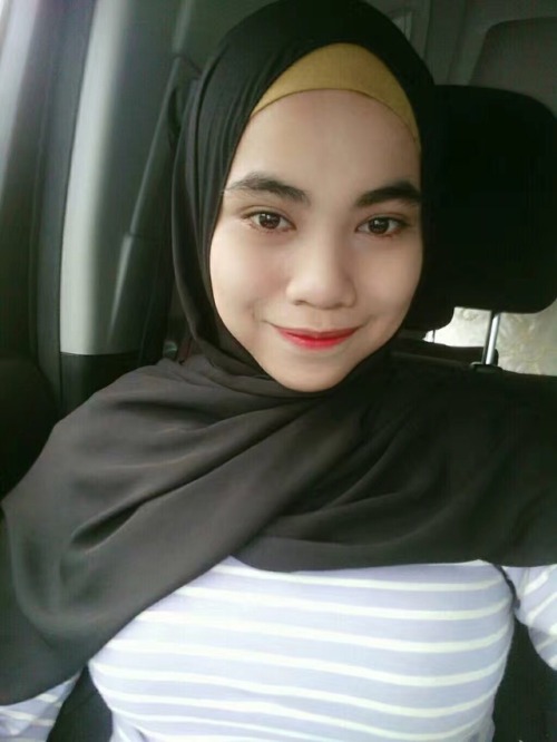 tudungterbaekkk: koleksigadis: Aina, Kluang (part 4) Aina..luaskan kuasamu 4