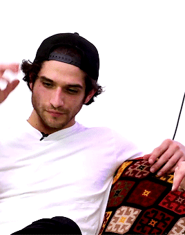 tumblr_pyuwb2Gb801r5uehlo1_400.gif