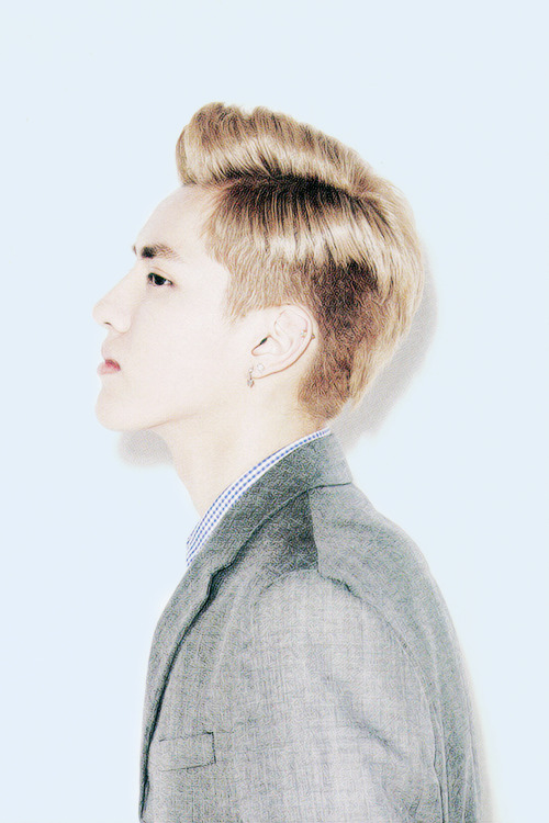 visualkimkai-deactivated2016010:  Wu Yifan's side profile 