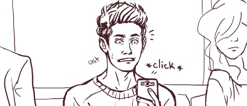 artofobsession:  Niall just wanted a picture of the hot guy on the train.  — based on ky’s fic