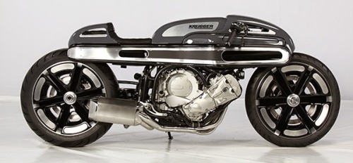 AMD 2014 World Champion : Fred ‘Krugger’.(via American Motorcycle Design: 2014 World Champion)