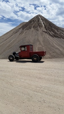 vaphead:  Willy at the gravel pit, ½ ton should fill ‘er up  
