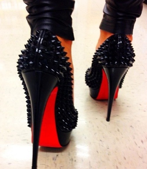 givenchy-babe:  X