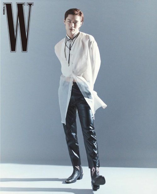 Woodz - W Korea