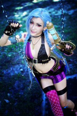 cosplay-photography:  Jinx by SilentCircus90