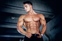 dianatroy:  Chase Savoie Like this?  Find more here Submit Your Naked Pics here  NSFW 