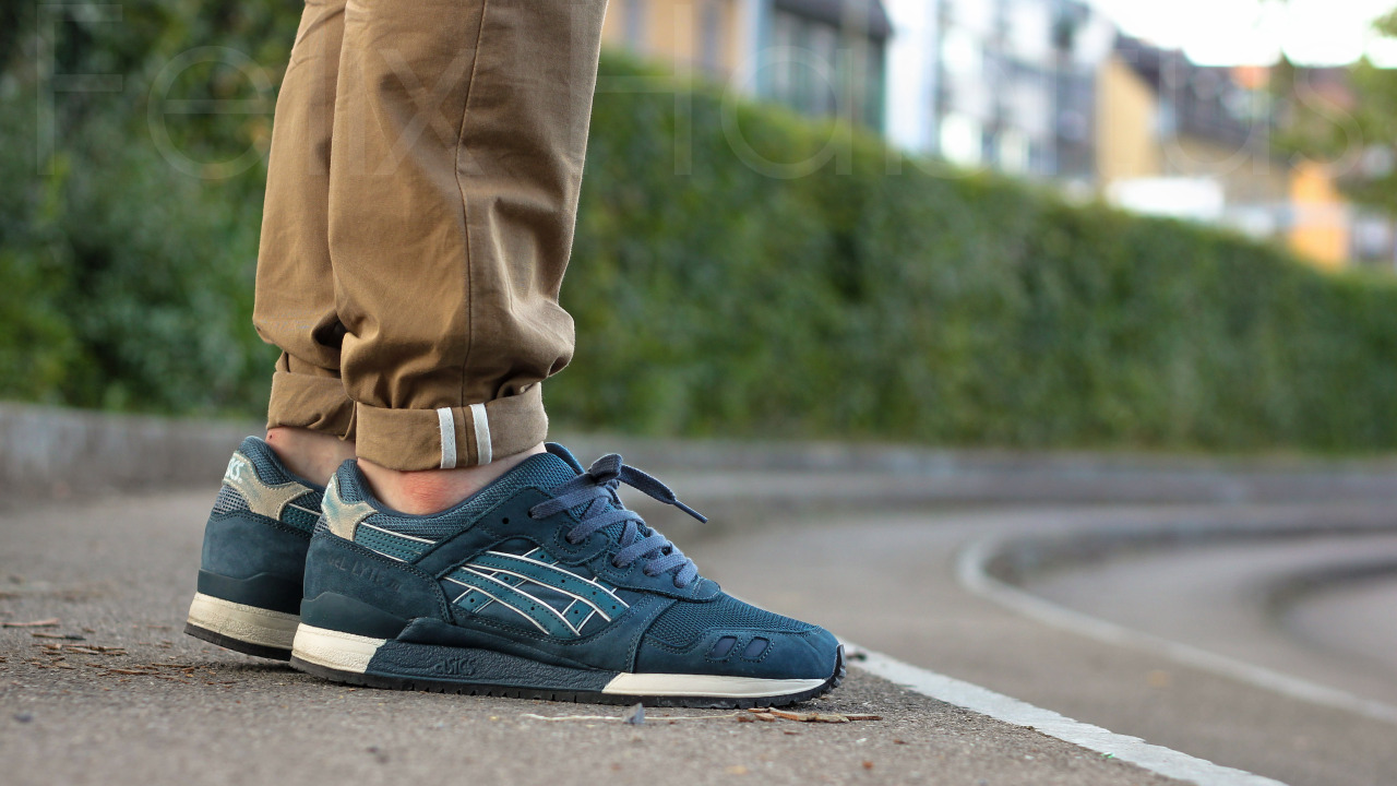 Valkuilen gokken Ongeldig middls: Asics Gel Lyte III “Navy Aqua” x Ronnie... – Sweetsoles – Sneakers,  kicks and trainers.