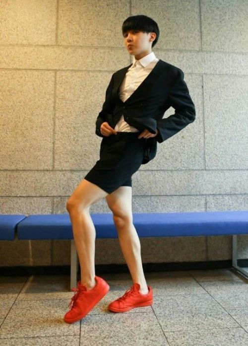 Jung Hoseok...king Of Being Surprisingly Buff