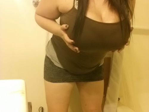 littlegeminiqueen:  My new skirt!