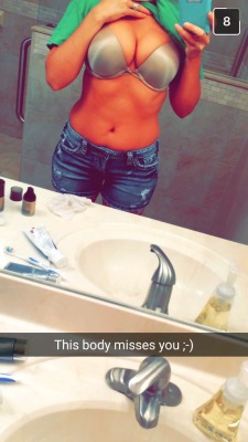 jd4560:  A sweet snapchat from my sexy wife #hotwife #snapchat #real