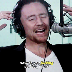 skijumpsallygotthehiddles:  Why is this so fucking hot?