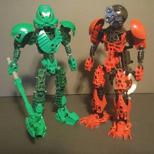 Introducing revamps of two older Toa mocs I created for Metru March 2019, here&rsquo;s Takado &a