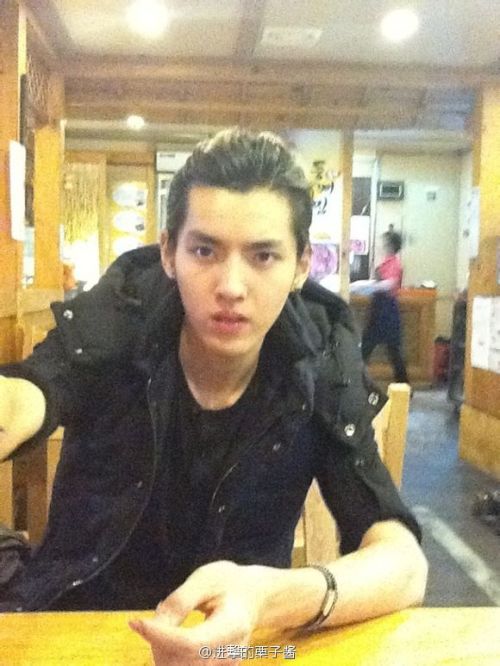 Porn Pics fuckyeah-wuyifan:  Wu Yi Fan/Kris Pre debut