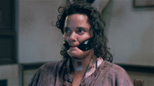 frenchblazer:Kate Hodge in “Leatherface : Texas Chainsaw Massacre III” (1990)