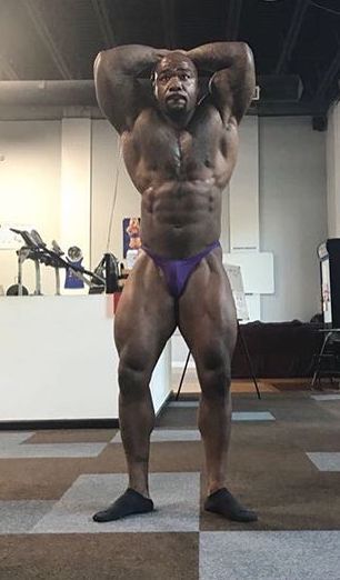 blkbugatti:  musclebruh: twist-fate:   https://twist-fate.tumblr.com/archive SWOLE PATROL    FUCKING SEXY 💪🏾💪🏾💪🏾💪🏾💪🏾    Prime Beef  