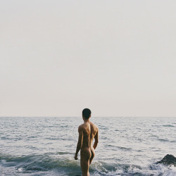 shirtlessboys:  moses by gaoxuan1992 on Flickr.