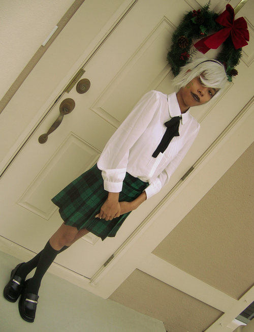 Merry Christmas (eve) everyone <3 I did a humanstuck!Calliope cosplay today for the occasion, I’ve been waiting to do this for a while now and I think they came out pretty good uvu Thank you to my mom for the photos! And thank you everyone for