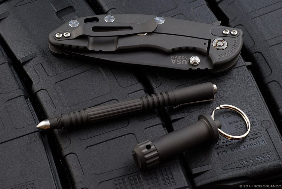 codenamedeadpool:  Hinderer XM-18/24, aluminum Investigator in matte black PVD(I