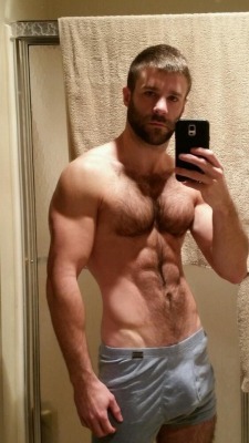 musculardude:  tantalizing-torsos:  Tantalizing Torsos!  God yes  I