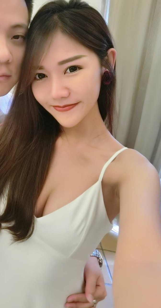 buttface696969:   Looking into her eyes gives me the best feeling ever. I grab my